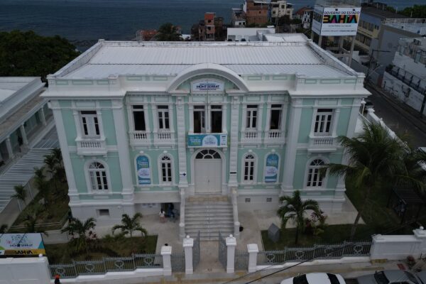 Bahia recebe novos investimentos na saúde e amplia oportunidades na área
